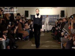 Arthur Arbesser - Fall 2016 - Milan Fashion Week - Fashion Minute