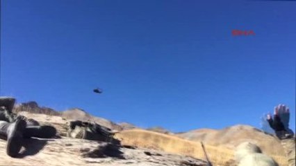 Hakkari Yüksekova Buzul Dağları Bölgesinde Tespit Edilen PKK'lılar Böyle Ateş Altına Alındı