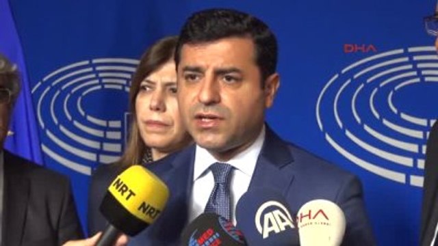 Demirtaş ?hdp?ye Bir Kapatılma Davası Açılabilir mi Diye Daha İleri Bir Tartışma Yürütülüyor.?
