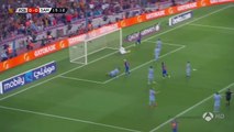 Lionel Messi Amazing bicycle kick assist