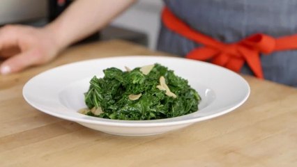 Cook the Ultimate Sauteéd Greens in Just 31 Seconds