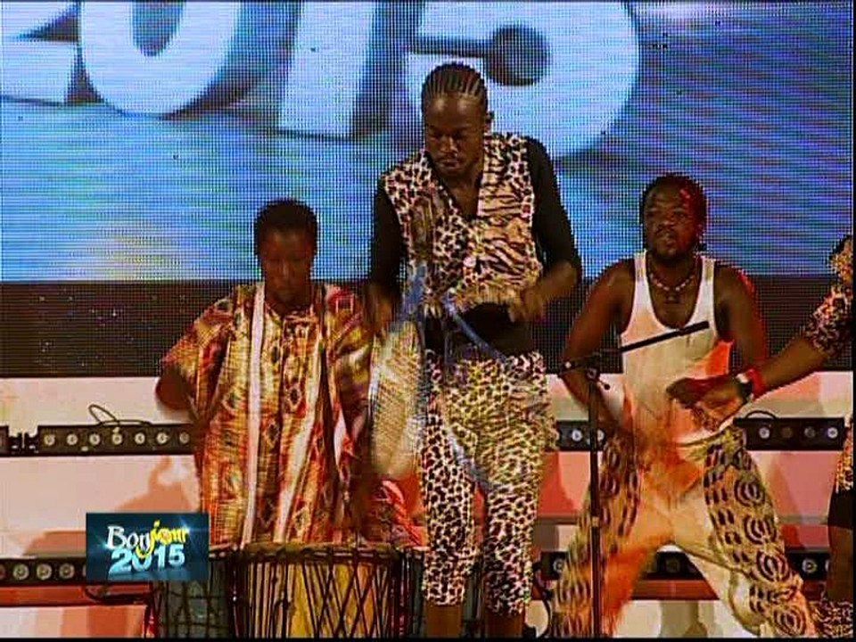 Bonjour 2015: Cirque ivoire et Elodie Amondji