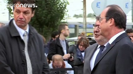 Fransa Cumhurbaşkanı Hollande: "Calais kampını tamamen dağıtacağız"
