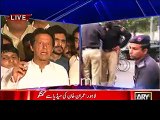 Imran Khan condemns Punjab Police crackdown on farmers & invites them to join Raiwind March