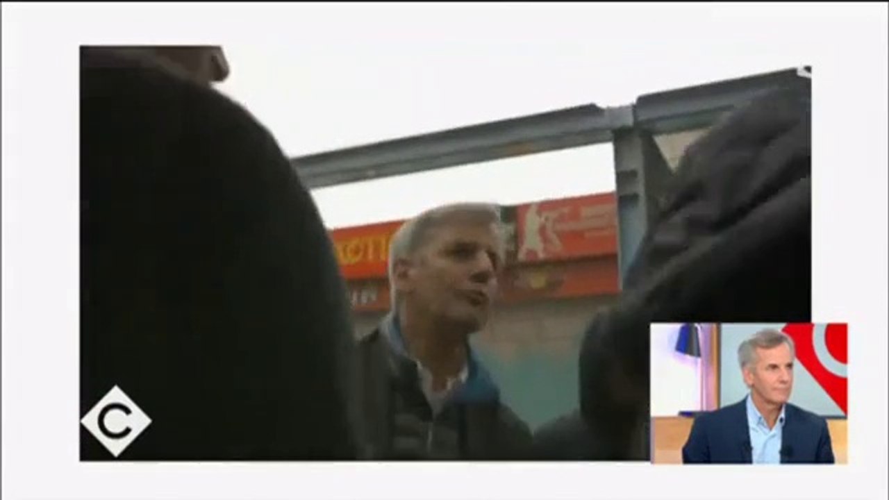 Bernard de la Villardière agressé à Sevran alors qu'il tourne son emission Dossier Tabou sur l'Islam en France