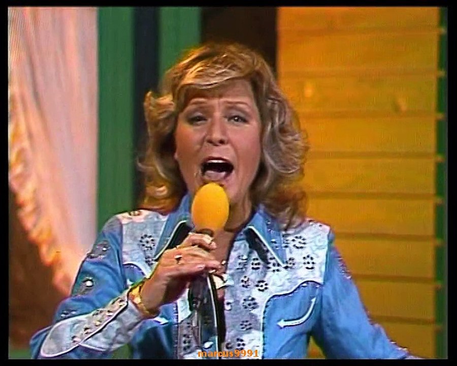 Manuela - Schuld war nur der Bossa Nova (Plattenküche)