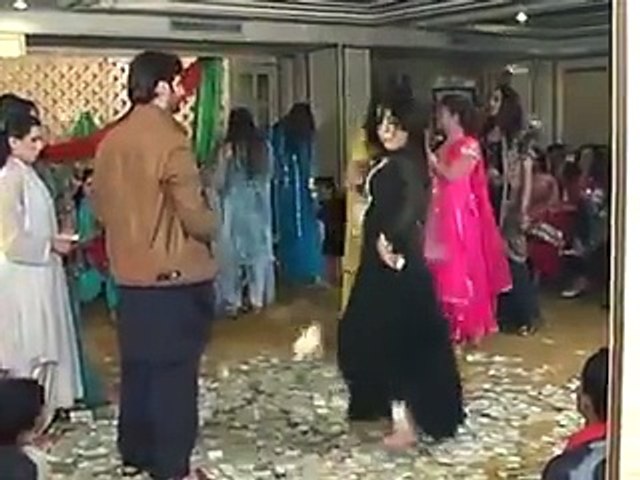 roopi shah lovely dance 2012 sarkar