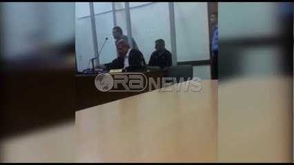 Ora News – Grabitësit e bankës në gjykatë, prokuroria kërkon arrest me burg