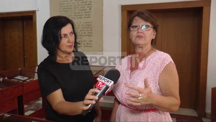 Report TV - Kryqi dhe rruzaret e Nënë Terezës ekspozohen në Biliotekën Kombëtare