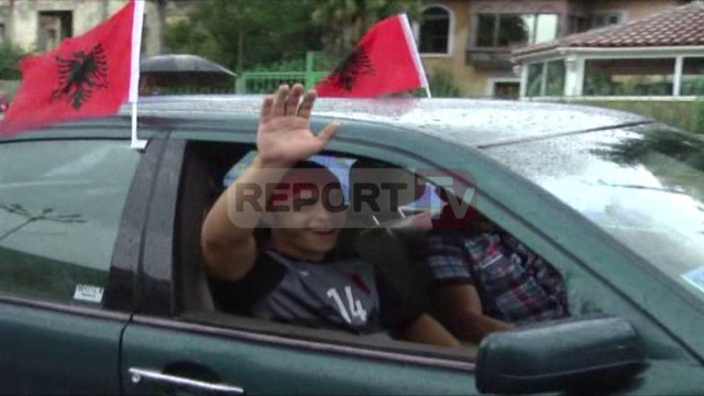 Report TV - Shkoder, festimet pas fitores se kombetares ndaj Maqedonise