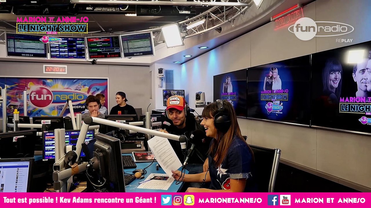 Tout est possible ! Kev Adams rencontre un Géant dans le Night Show ! - Marion et Anne-So