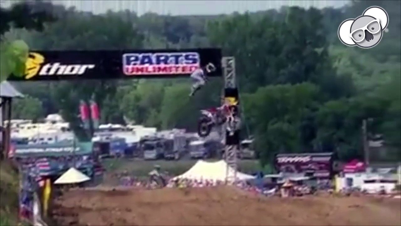 Best Funny Motorcycle Fail & Win Compilation -2016 - Wheelies Fails & Wins ★