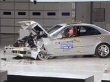 2003 Mercedes-Benz E-Class moderate overlap IIHS crash test