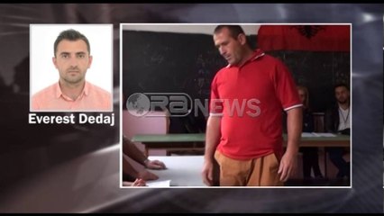 Ora News -  PS: Anëtari i kryesisë së PD hyn në QV 1212, konfliktohet me vëzhguesit