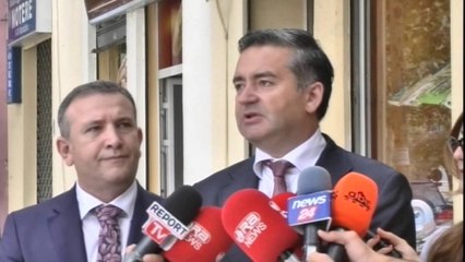 Report TV - Kurban Bajrami, Klosi: Urime të gjithë besmitarëve