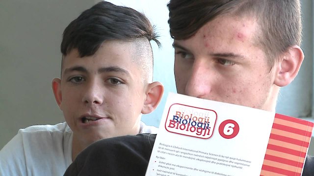 Shkolla hapet edhe në burg - Top Channel Albania - News - Lajme