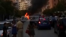 Report TV - Tiranë, digjen 2 makina tek Komuna e Parisit, nuk ka të lënduar