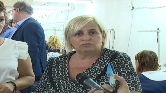 Qeveria, 14 milionë lekë për projekte që rrisin punësimin - Top Channel Albania - News - Lajme