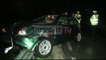 Report TV - Aksident në Fushë Krujë, përplasen 2 makina, 2 të plagosur, njëri rëndë
