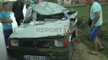 Report TV - Fier, mjeti përplaset me shtyllën elektrike, humb jetën një 65- vjeçar