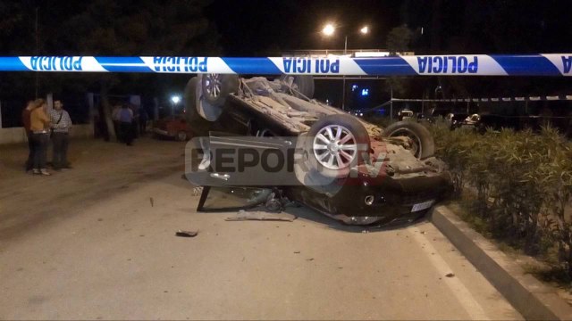 Report TV - Kamëz, përplaset patrulla, vdes një efektiv policie, 2 të plagosur