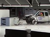 2005 Ford Ranger extended cab moderate overlap IIHS crash test