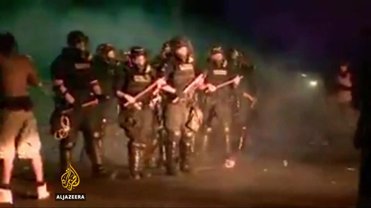 US: Charlotte protests continue over police killing
