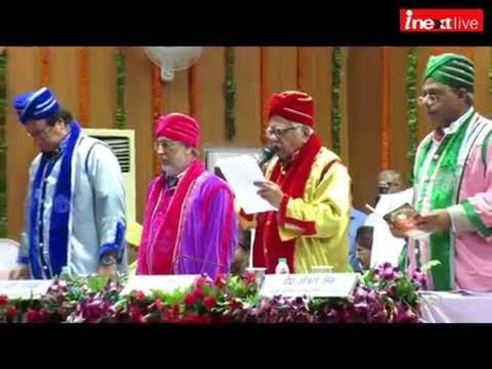 Gorakhpur: In first Convocation of MMMUT, UP Go...