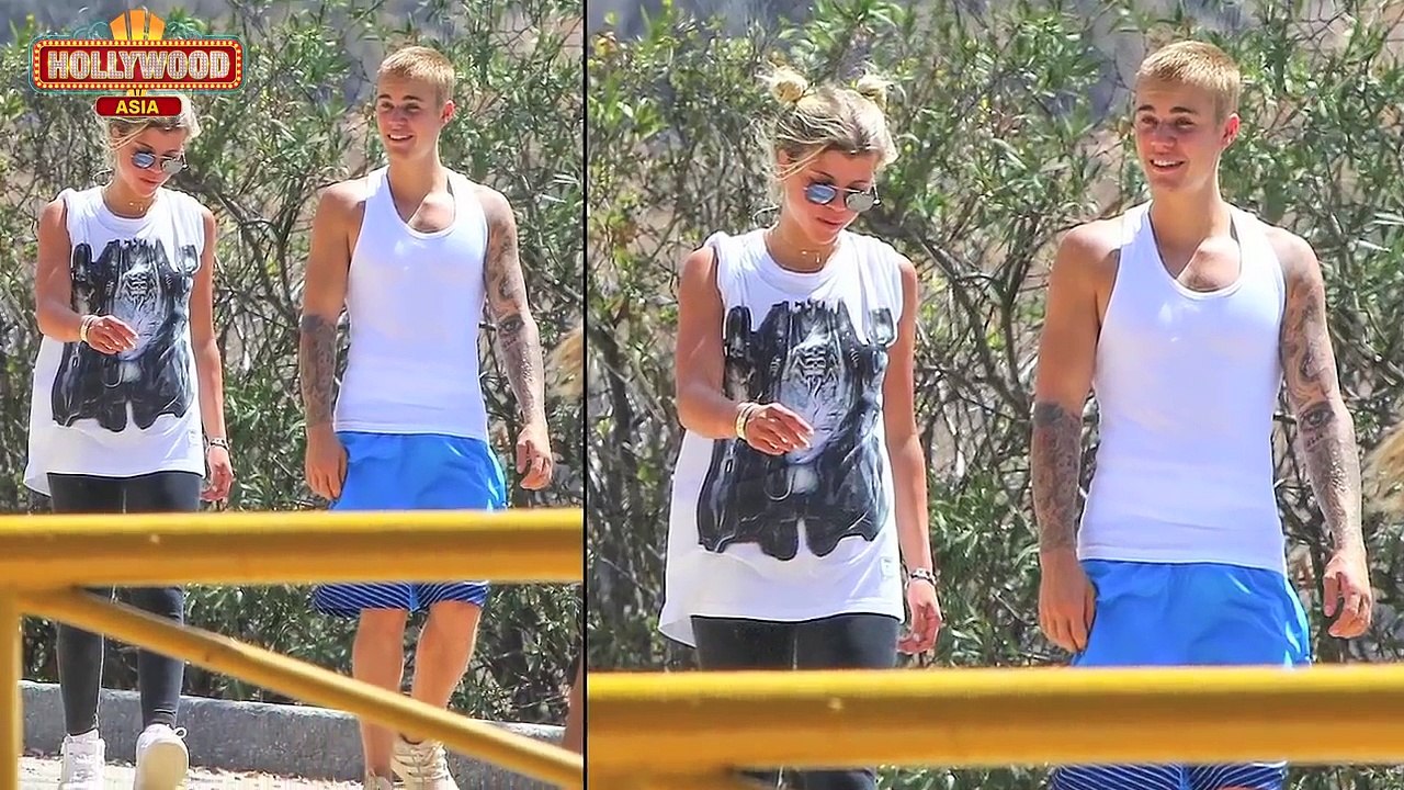 Justin Bieber ignores Selena Gomez? | Hollywood Asia