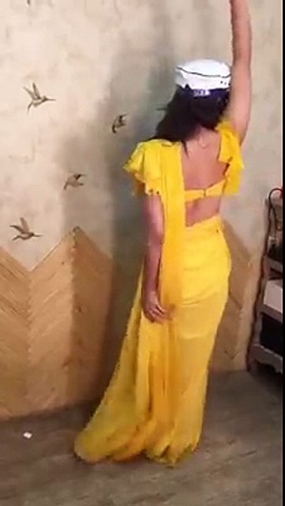 Alia Bhatt sexy Dance  on Tip Tip Barsa Pani