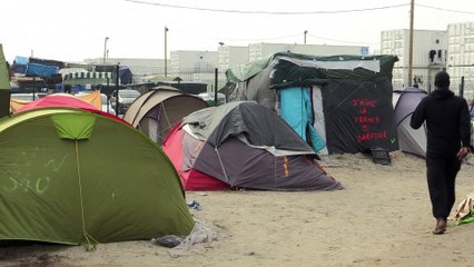 Les traducteurs, perles rares de la "Jungle" de Calais