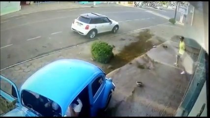 Siedzisz sobie spokojnie w samochodzie, aż tu nagle...