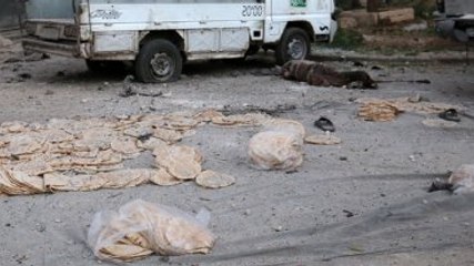 Halep'te Fırında Ekmek Bekleyenlere Bombalı Saldırı