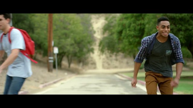 DJI Mavic Pro : le premier drone personnel 4K qui vous suit automatiquement sans bracelet ni tracker. Wow ! (2)