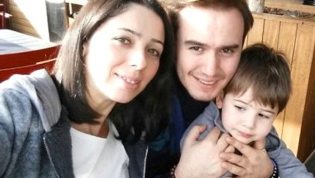 Mustafa Ceceli ve Eşi, Oğulları İçin Düet Yaptı