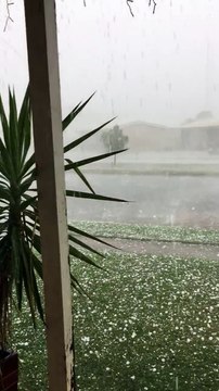 Tempête de grêle géante en Australie ! Impressionnant...