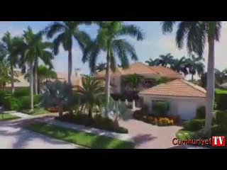 Katy Perry, Clinton için soyundu