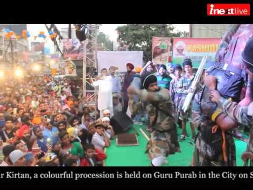 Bareilly: Amazing stunts performed in Nagar Kirtan procession on Guru Purab