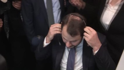 Enerji ve Tabi Kaynaklar Bakanı Albayrak, Adm-Gdz Çağrı Merkezi'nin Açılışında Gelen Çağrıya Cevap...