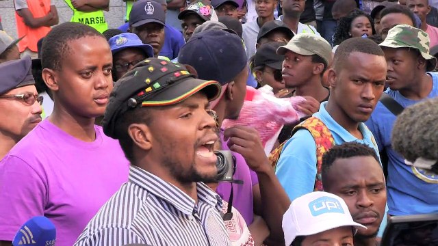 S. African students vow to continue protests until demands met