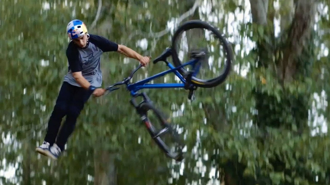 Anthony Messere's Flowy MTB Session on His Backyard Dirt Jumps | Raw 100