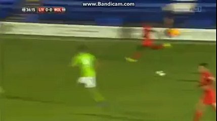 35' Good run by Toni Gomes, side netting. - Liverpool u23s 0-0 Wolfsburg U23s - 28/09/16