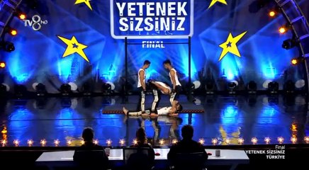 Rize Street Workout final gösterisi