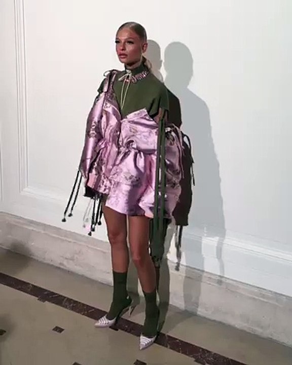 Frederikke Sofie backstage at Fenty x Puma by Rihanna @badgalriri @fentyxpuma @FrederikkeSofie #Rihanna #PFW #FentyPuma #Rihanna