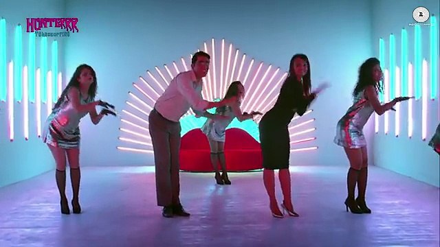 Hunterrr 303 Official Video Hunterrr Gulshan Devaiah, Radhika Apte & Sai Tamhankar