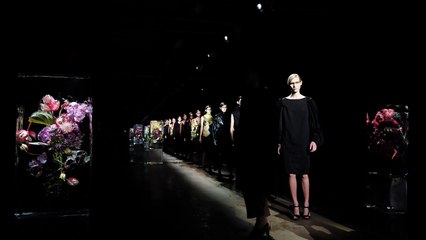Dries Van Noten et les femmes fleurs