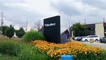 Blackberry отказывается от производства смартфонов