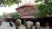 Agra: Stone slab of Saheli Burj collapses on Taj tourist queue