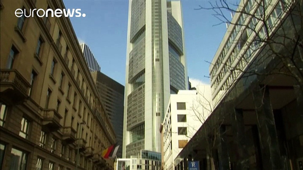 Commerzbank's share slip despite restructuring