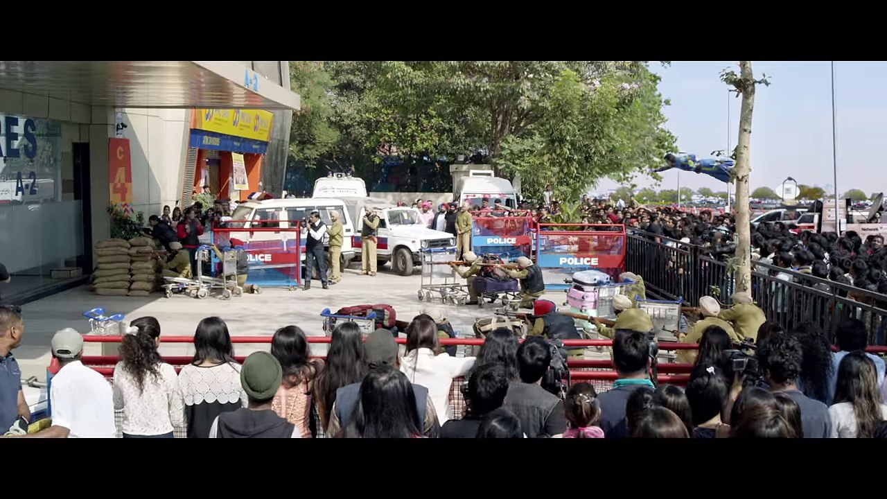 A Flying Jatt - Official Trailer - Tiger Shroff, Jacqueline Fernandez and Nathan Jones